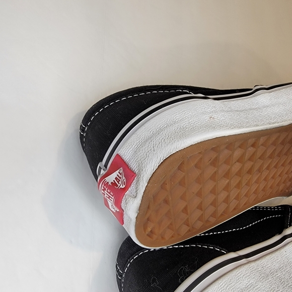 Vans Off The Wall Black & White Slip On Sneaker Size Men's 8 (Women's 9.5) - Picture 13 of 13